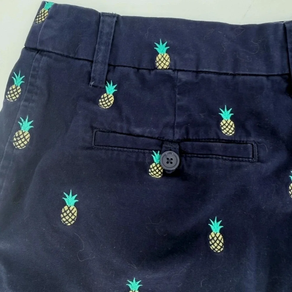 British Khaki Womens Navy  Pineapple Embroidered Chino Shorts 4 Preppy Old Money